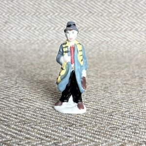 Lemax Porcelain The Accountant Dickensvale Collectible Vintage Long Coat Scarf